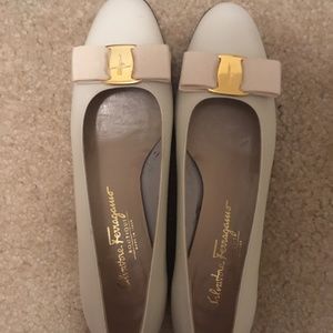 Salvatore Ferragamo Cream Heels with Gold Accent